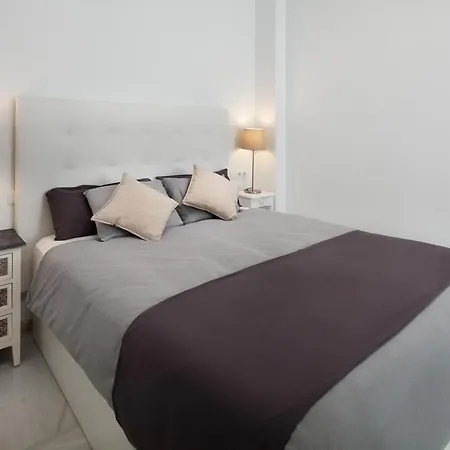 Inmalaga Cervantes Apartment *